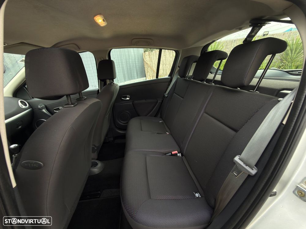 Renault Clio 1.2 16V Dynamique S - 5