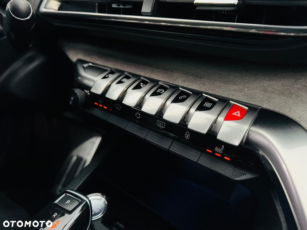 Peugeot 3008 BlueHDi 130 Stop & Start EAT8 GT Pack - 36