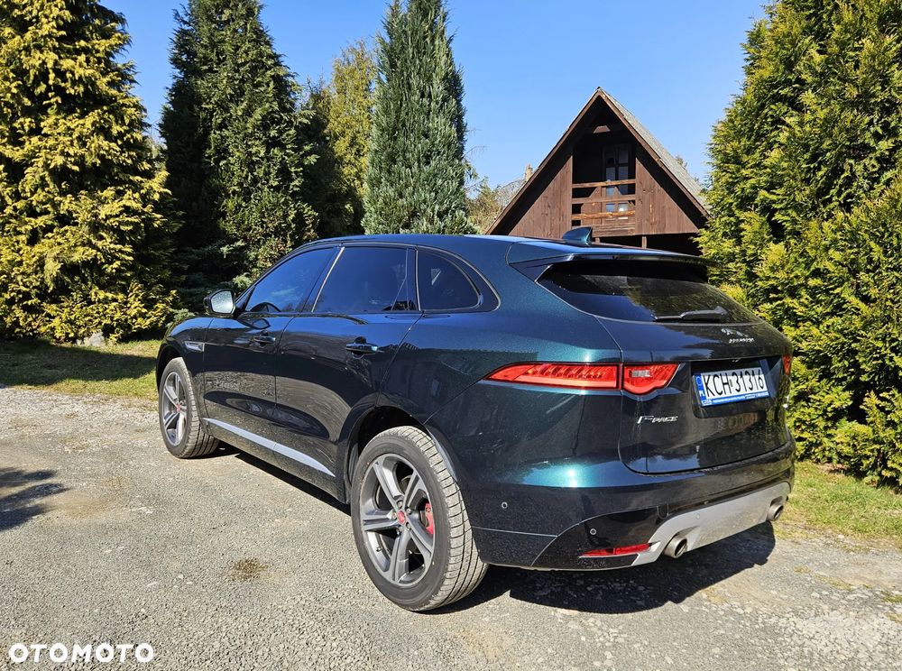 Jaguar F-Pace S AWD - 7