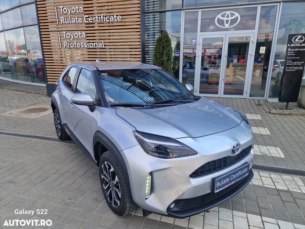 Toyota Yaris Cross 1.5 VVT-i HSD 4x2 Dynamic - 1