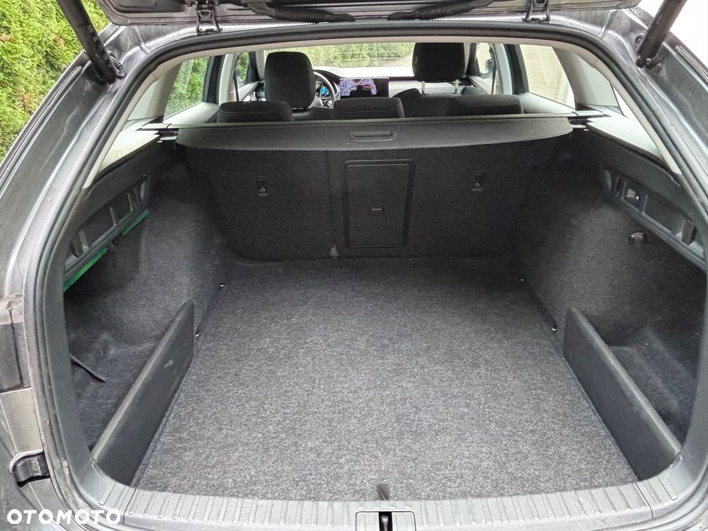 Skoda Octavia 1.5 TSI mHEV Selection DSG - 19