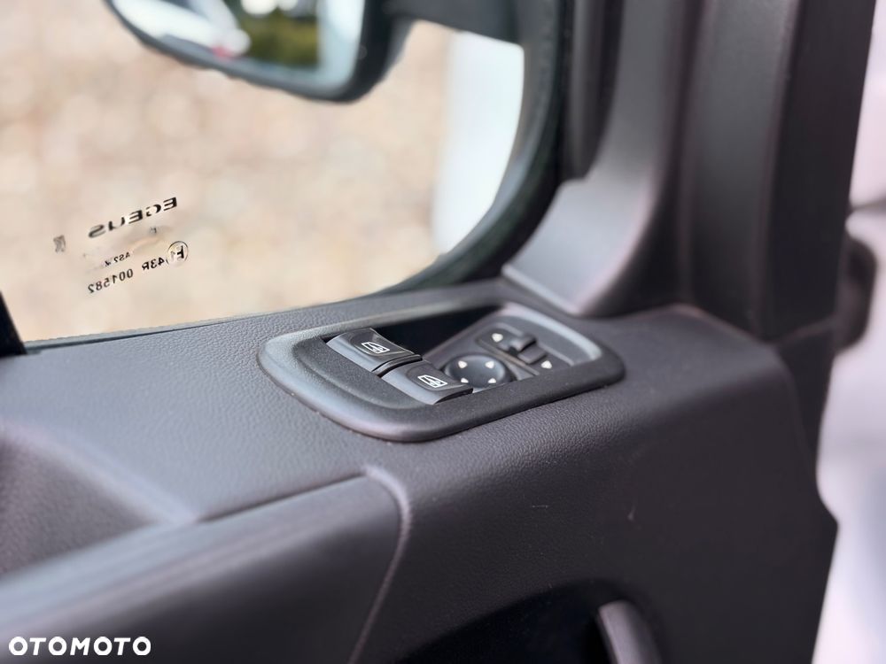 Renault Master L2H2 3.5t Pack Clim 4d - 11