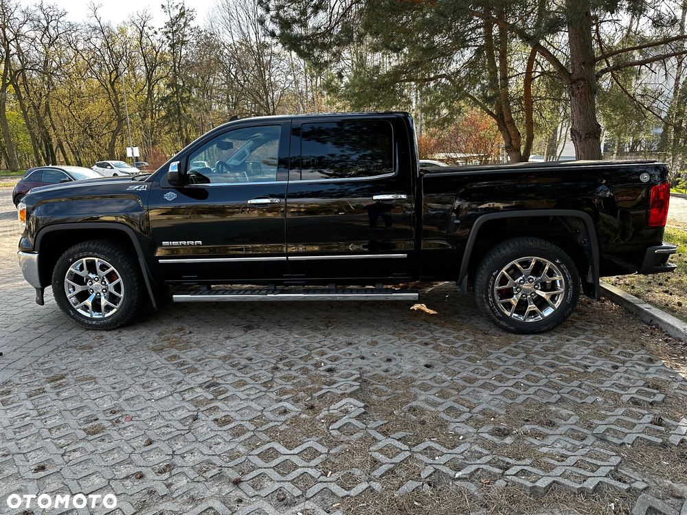GMC Sierra - 3