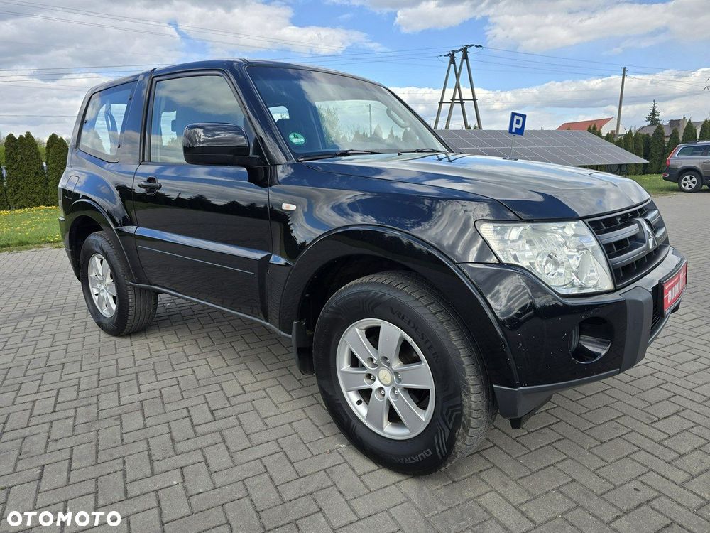 Mitsubishi Pajero - 4