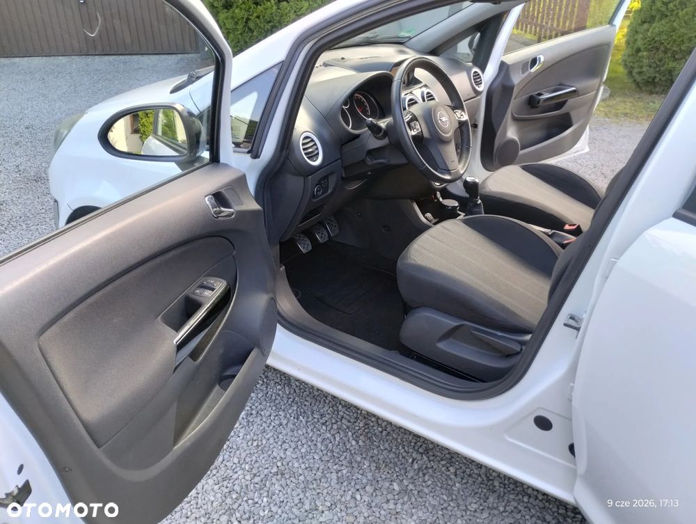 Opel Corsa 1.4 16V Color Edition - 19