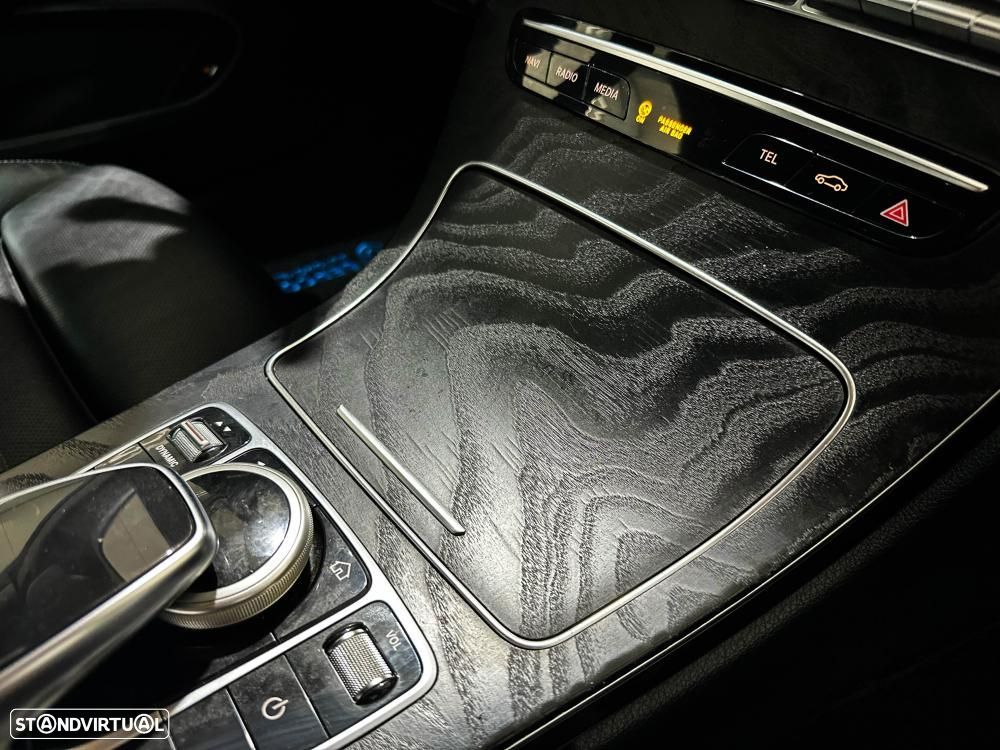 Mercedes-Benz C 200 Cabrio 9G-Tronic AMG Line - 37