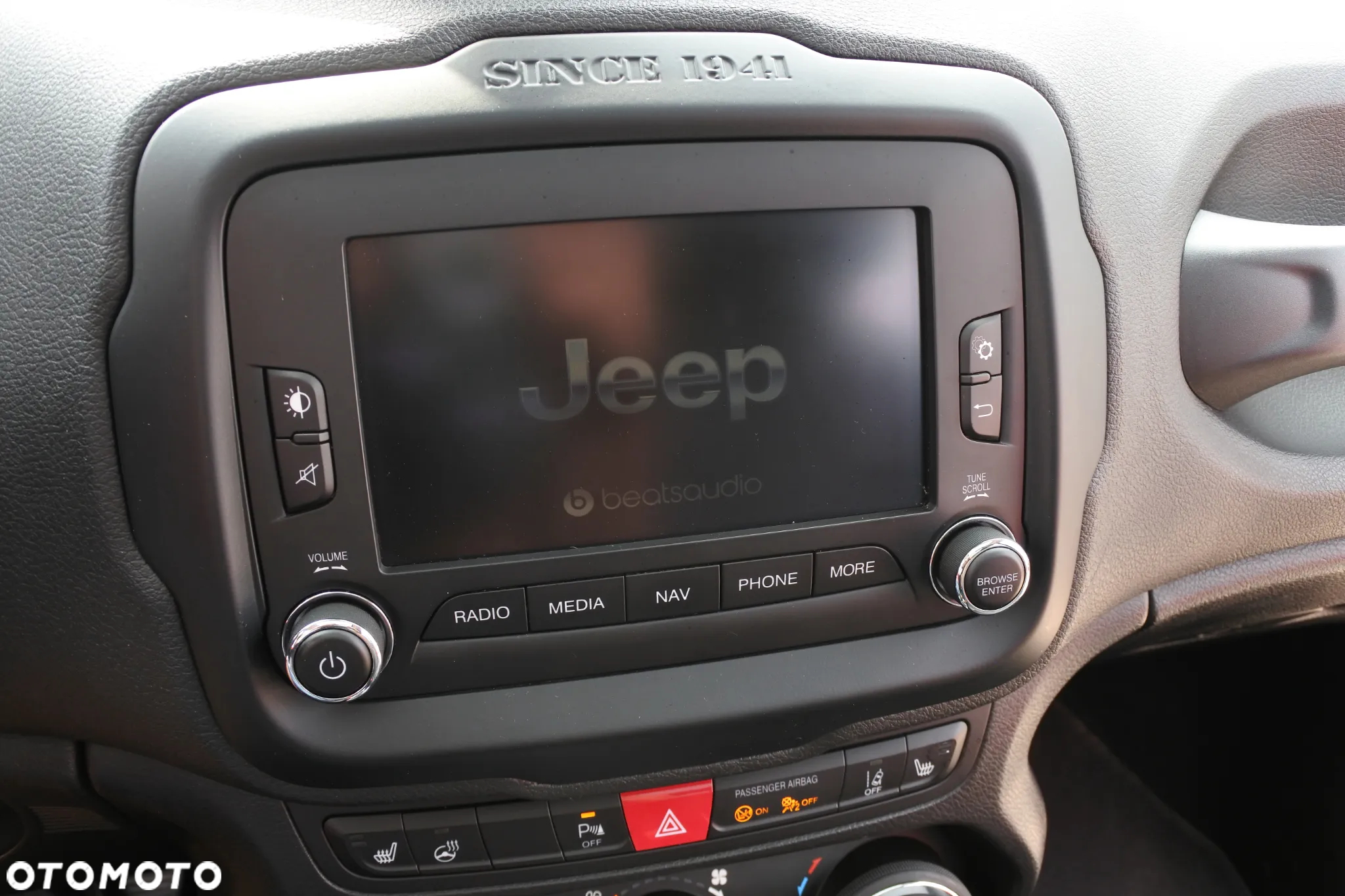Jeep Renegade 1.4 MultiAir Limited FWD S&S - 27