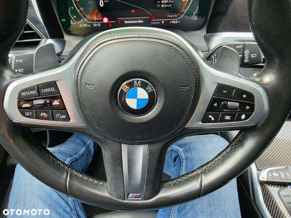BMW Seria 3 320d xDrive M Sport Shadow sport - 14