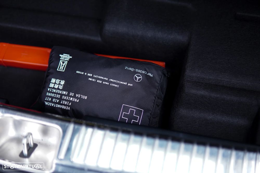 Mercedes-Benz C 300 BlueTEC Hybrid Avantgarde + - 26