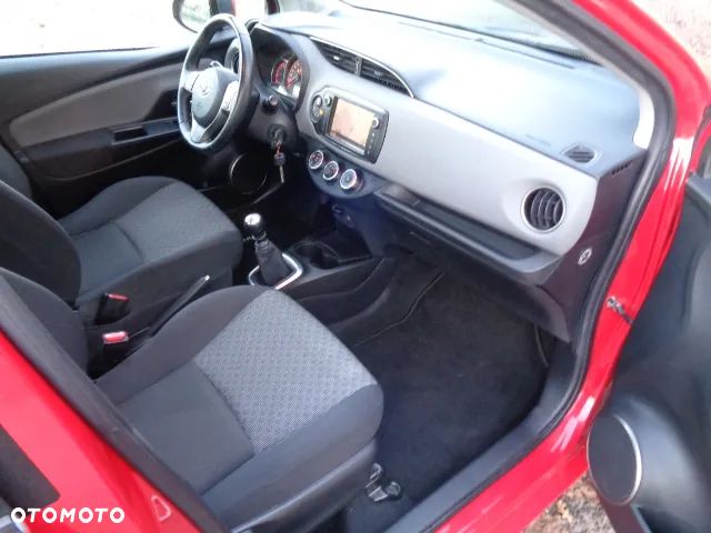 Toyota Yaris 1.33 Premium EU6 - 8