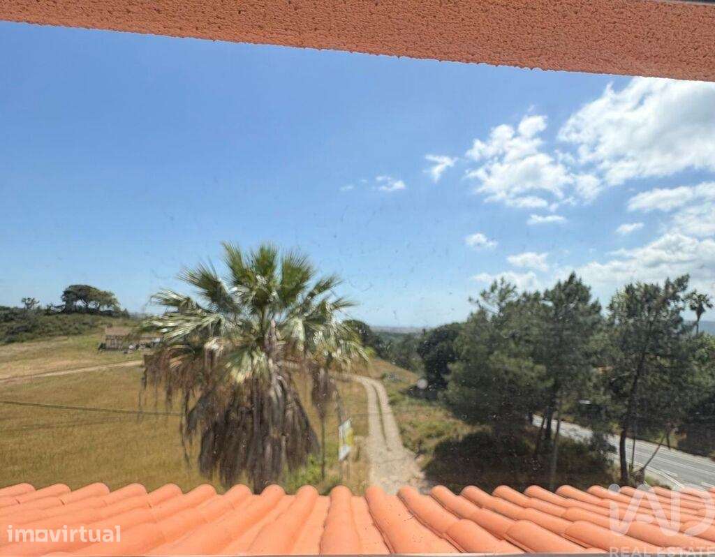 Moradia isolada T5 em Palmela de 351,35 m2 - Grande imagem: 4/7