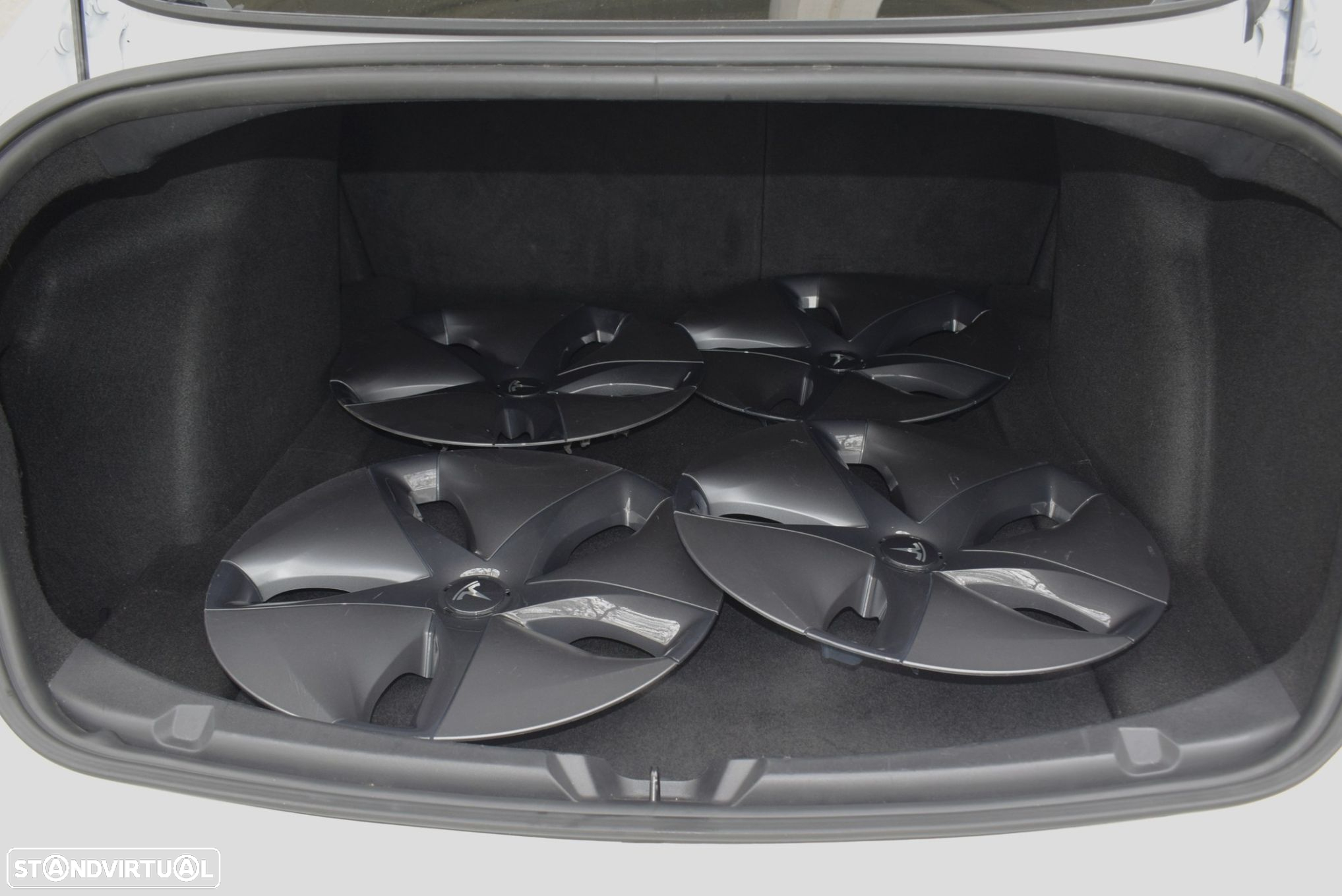 Tesla Model 3 Standard RWD Plus - 31