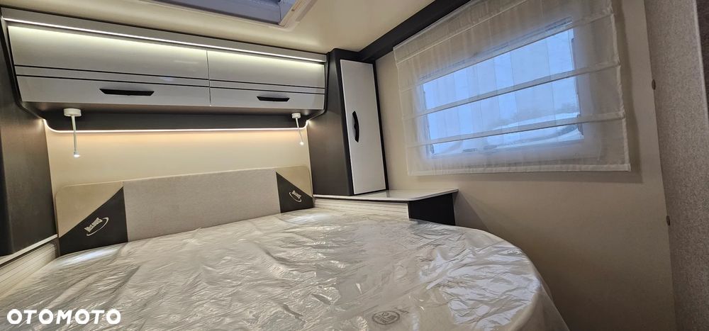 McLOUIS MC4 381 - 16