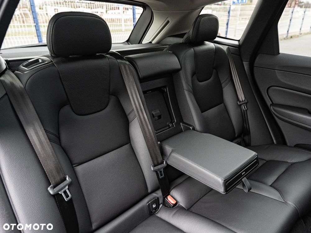 Volvo XC 60 B4 D Geartronic Inscription - 28