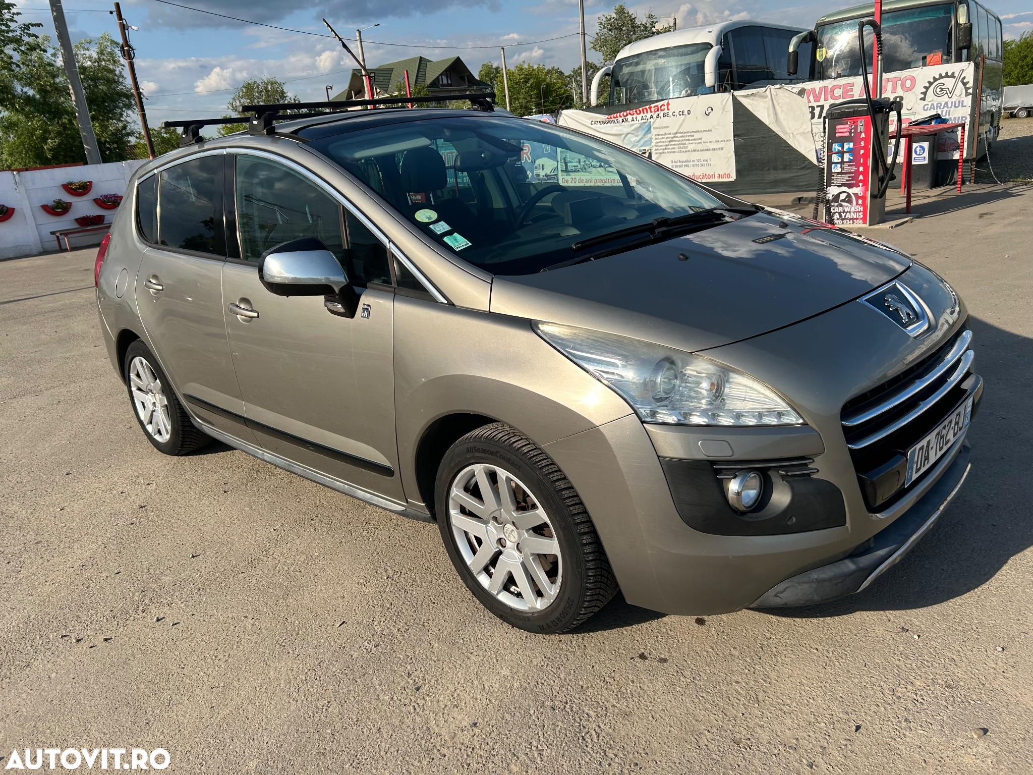 Peugeot 3008 Hybrid4 - 26