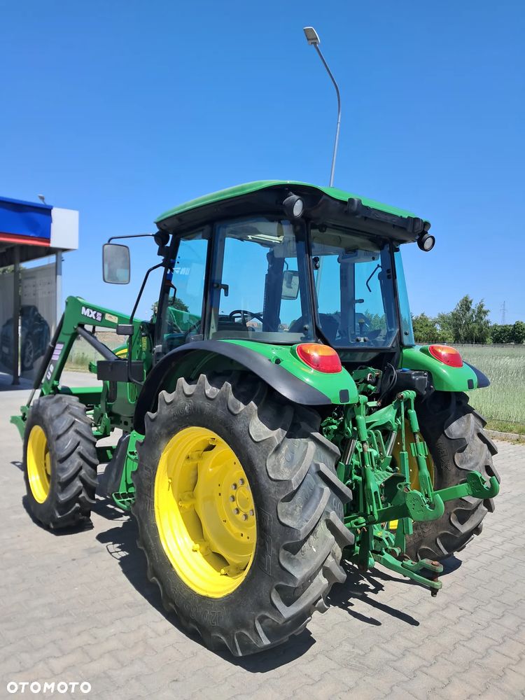 John Deere 5100M - 4