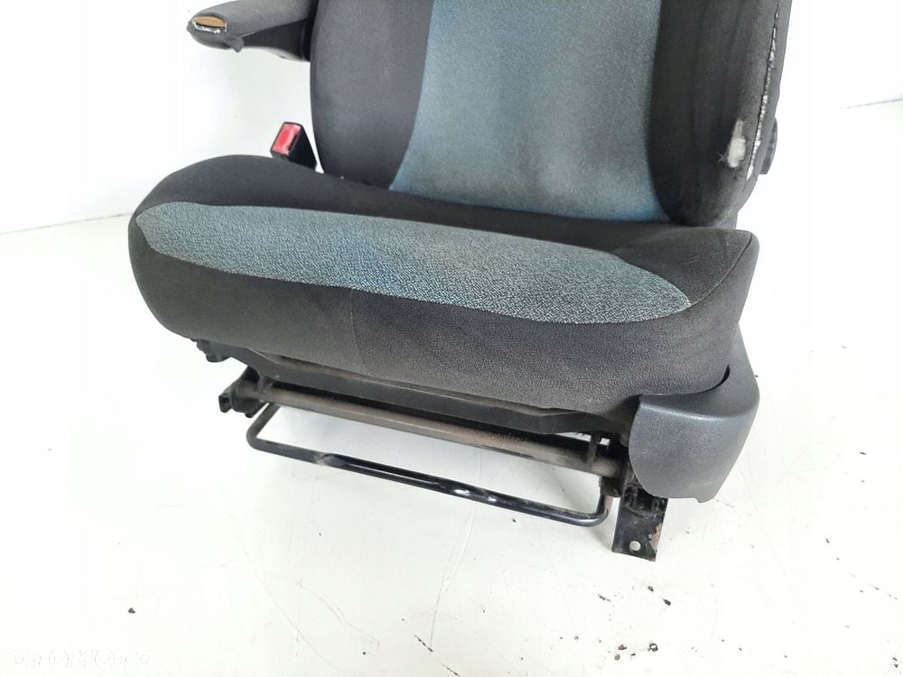 FIAT DOBLO MAXI I LIFT 1.9JTD 06R FOTEL LEWY KIEROWCY - 15