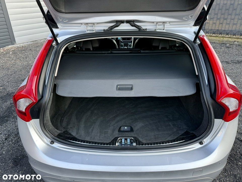 Volvo V60 D4 Ocean Race - 38