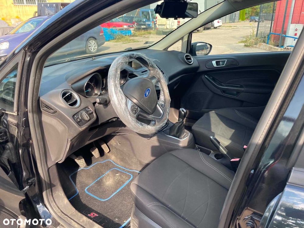 Ford Fiesta - 4