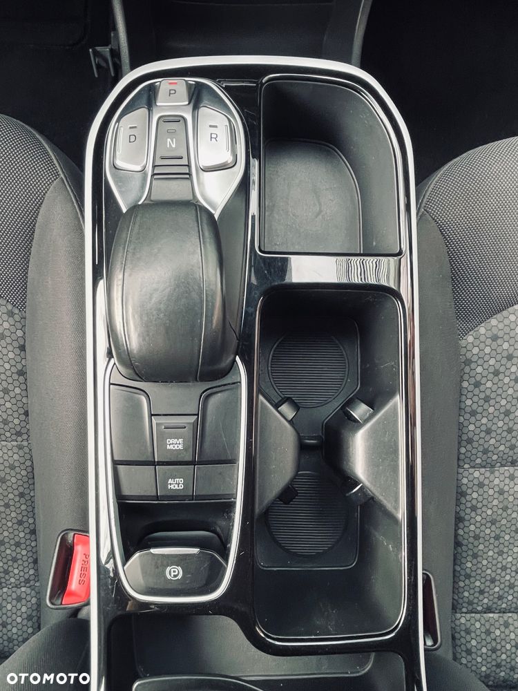 Hyundai IONIQ Style - 12