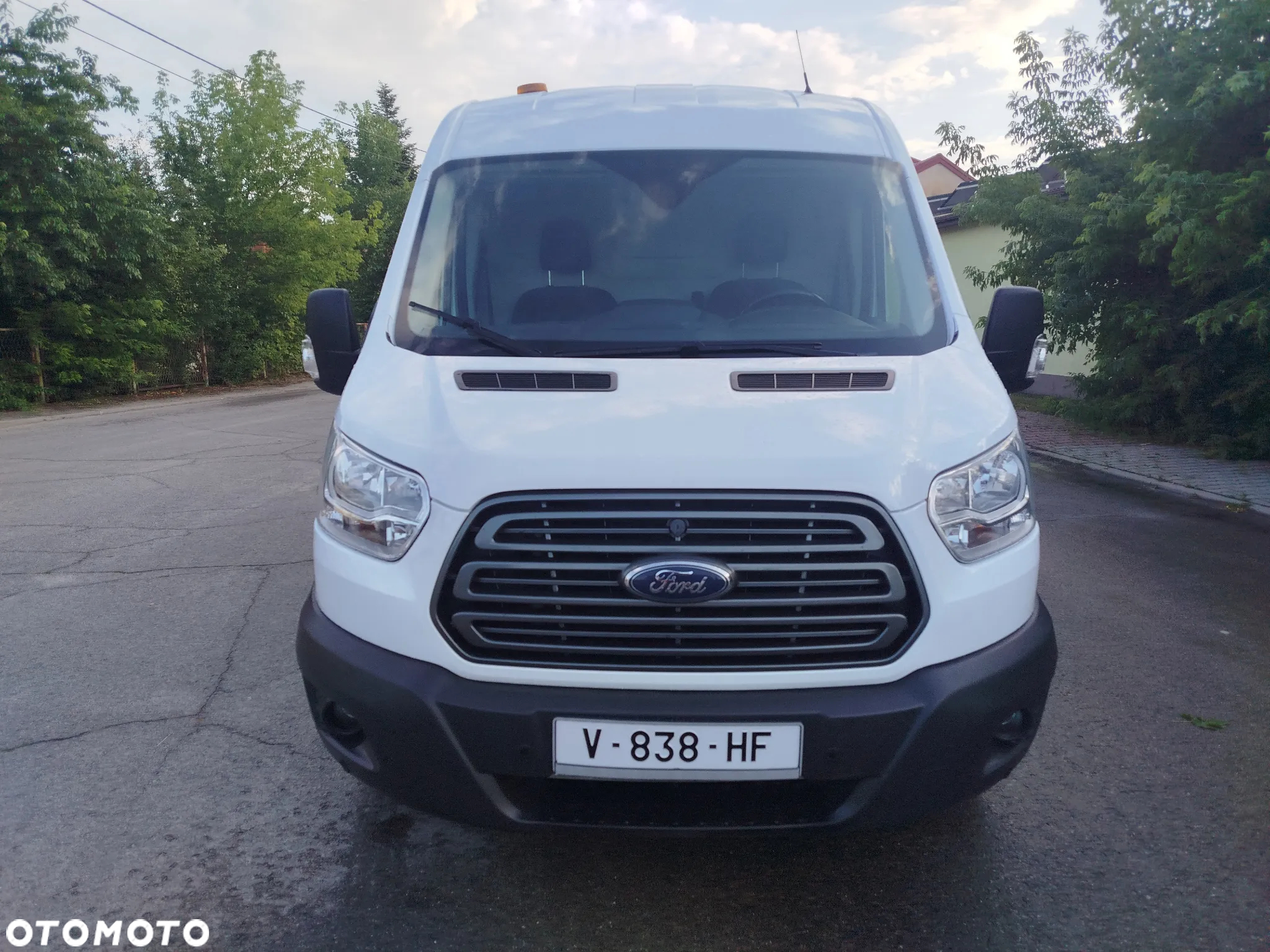 Ford Transit L2H2 ŚREDNIAK KLIMA 2.0TDCI - 4