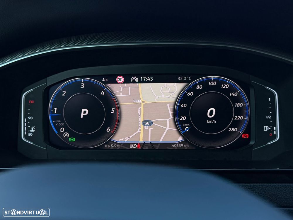 VW Arteon 2.0 TDI Elegance DSG - 24