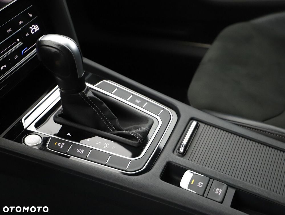 Volkswagen Arteon Shooting Brake 2.0 TDI 4Motion R-Line DSG - 13