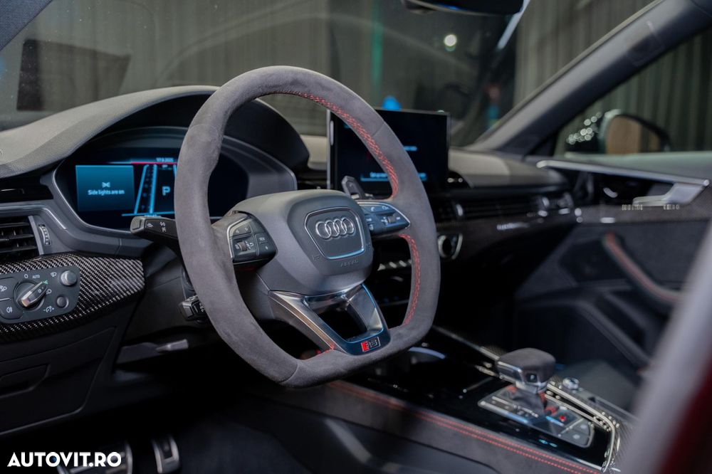 Audi RS4 Avant quattro Tiptronic - 34