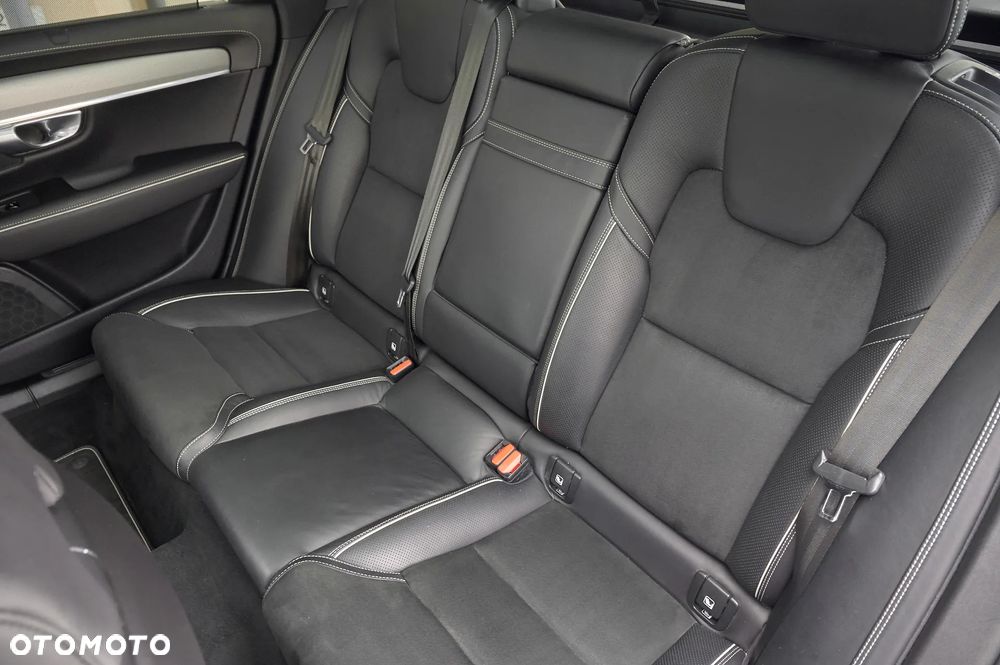Volvo V90 T5 R-Design - 27
