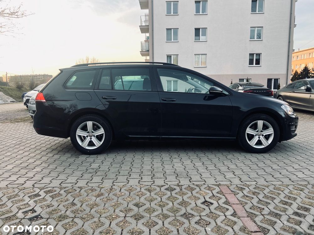 Volkswagen Golf 1.6 TDI Comfortline DSG - 5