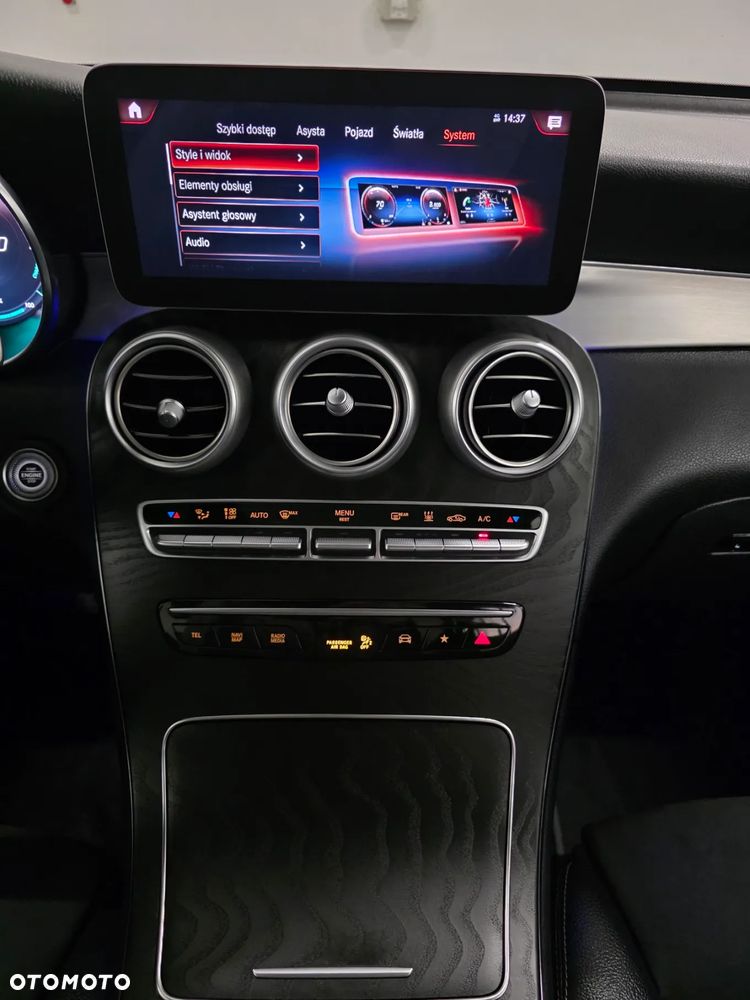 Mercedes-Benz GLC 300 de 4Matic 9G-TRONIC AMG Line Plus - 17