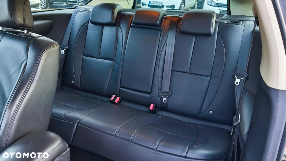 Citroën C4 1.6 HDi VTR Pack - 28