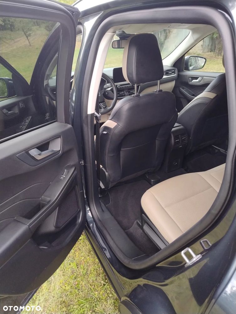 Ford Escape 2.5 Duratec FHEV 4x4 TITANIUM - 11