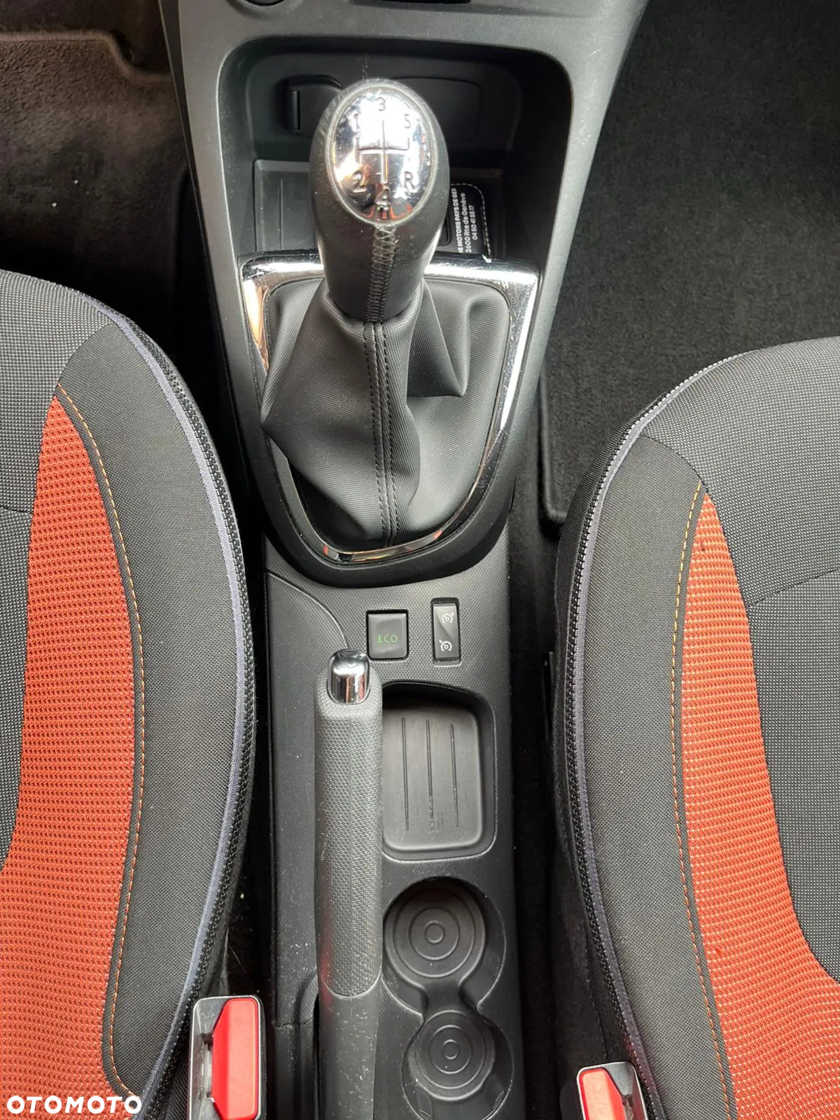 Renault Captur - 13