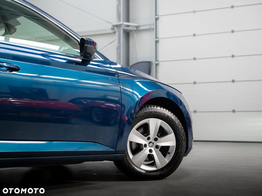 Skoda Superb 2.0 TDI SCR Ambition - 13