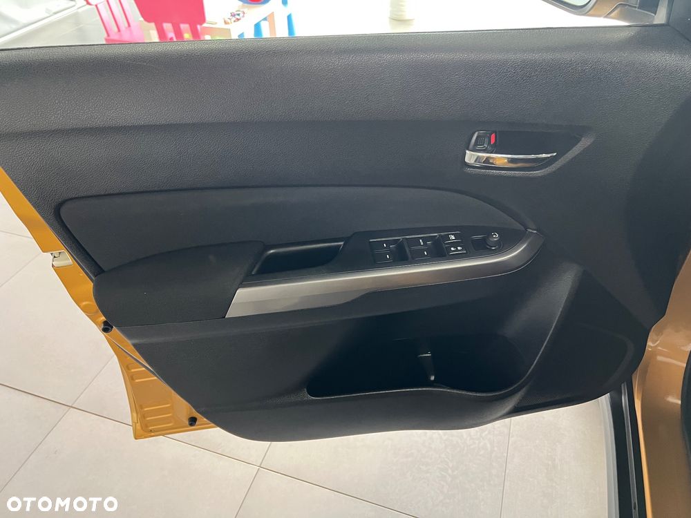 Suzuki Vitara - 27