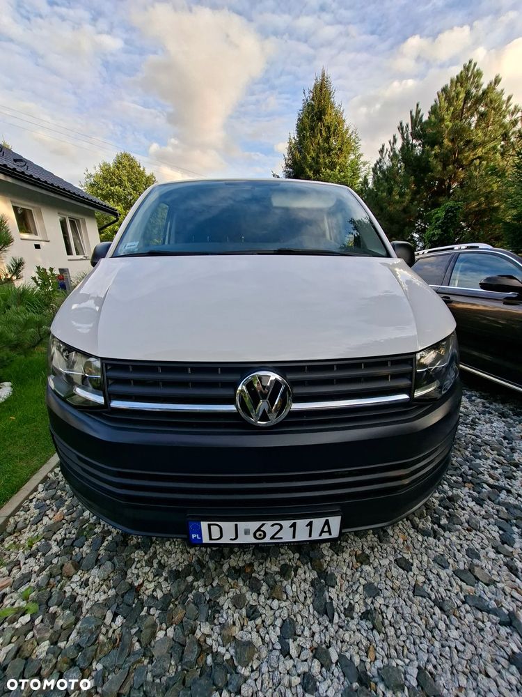 Volkswagen Transporter - 2