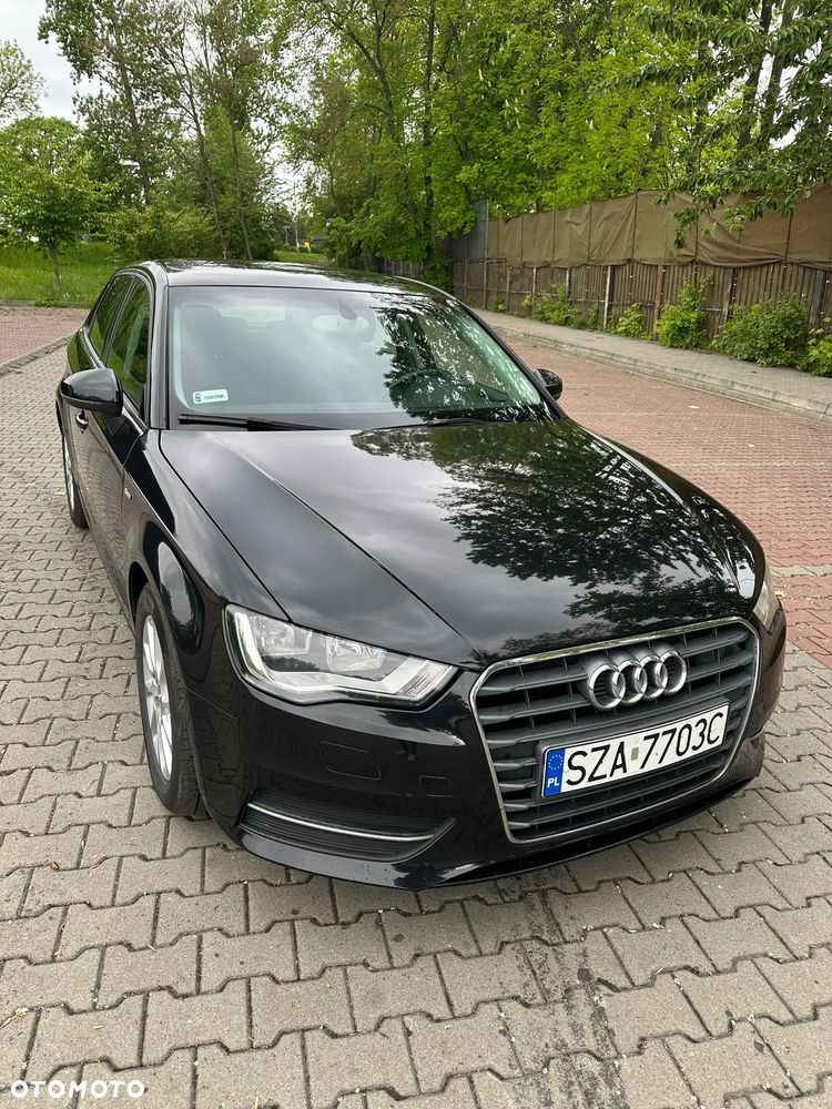 Audi A3 Sportback 1.6 TDI Attraction - 12