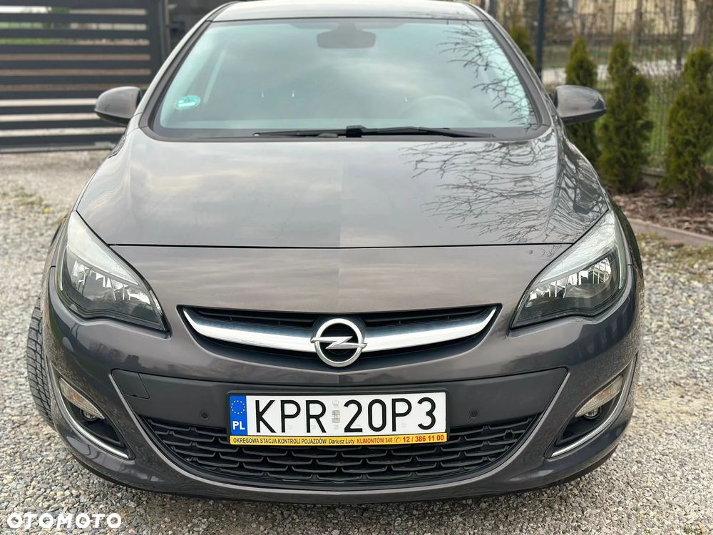 Opel Astra 1.4 Turbo Selection - 2