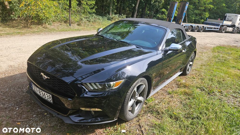 Ford Mustang - 2