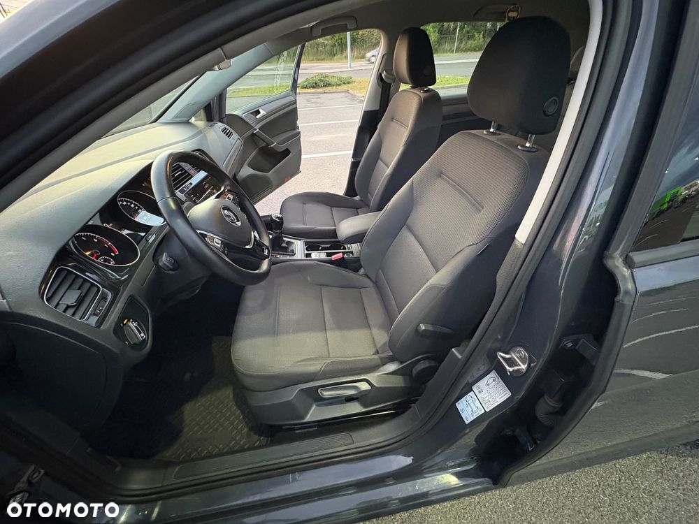 Volkswagen Golf 1.4 TSI BMT Comfortline - 17