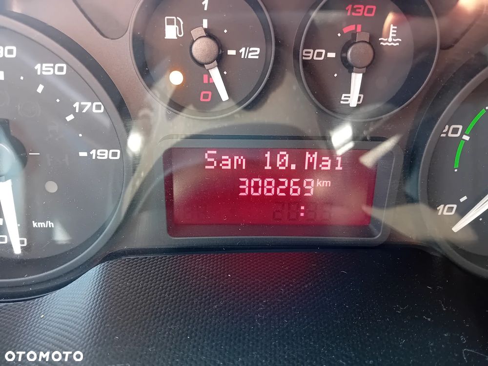 Iveco Daily - 25