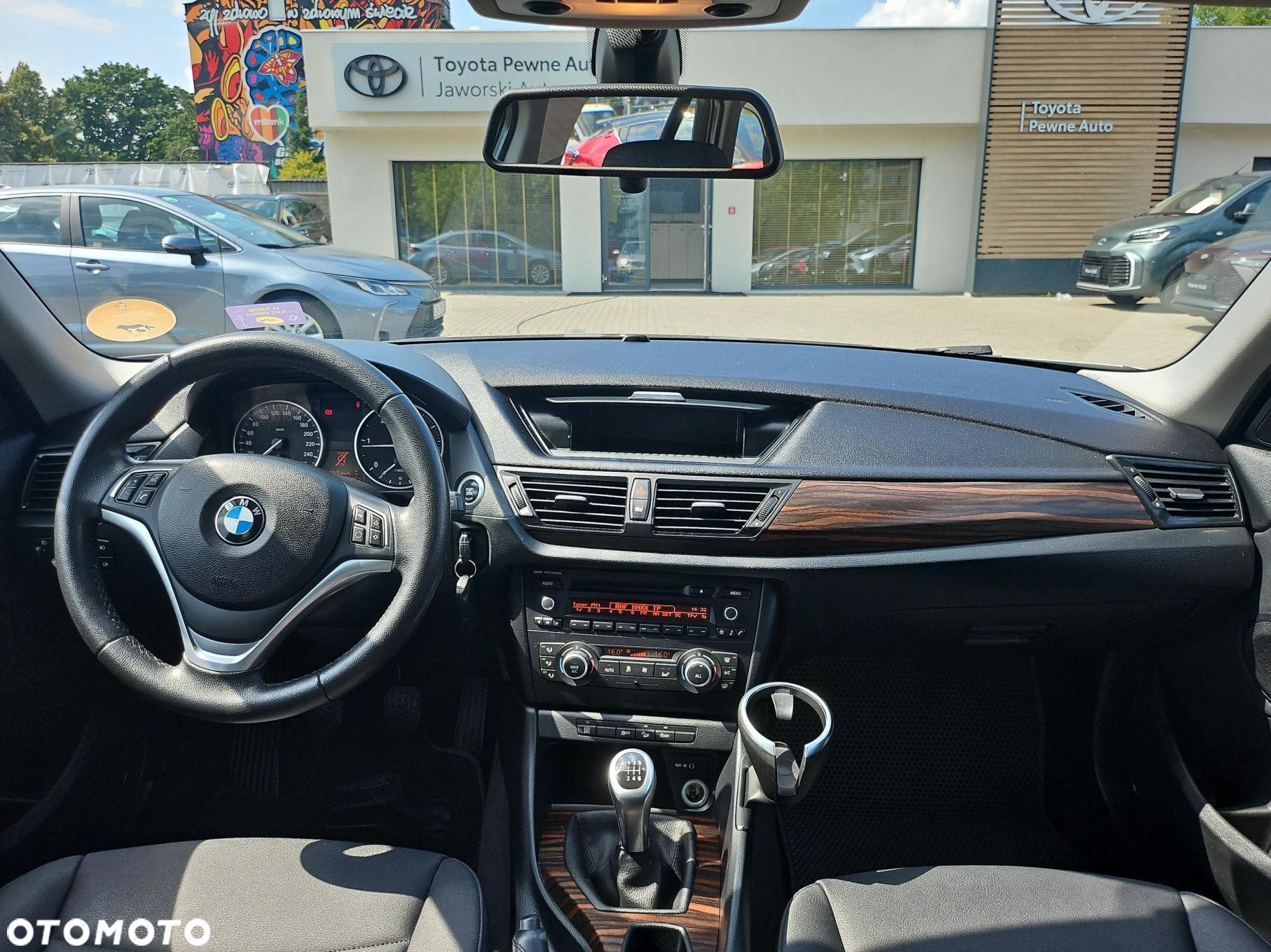 BMW X1 sDrive18d - 11