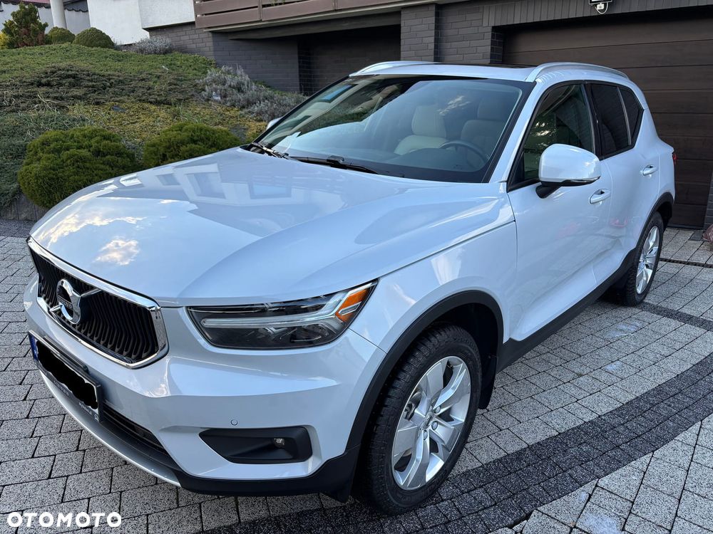 Volvo XC 40 - 3