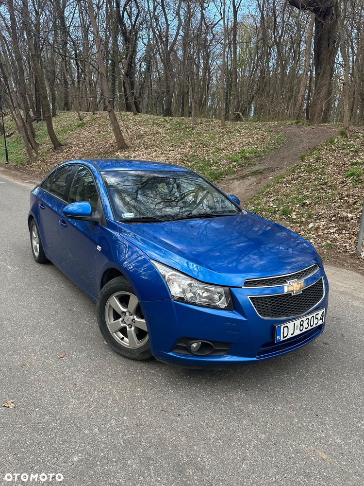 Chevrolet Cruze 1.6 LS - 3