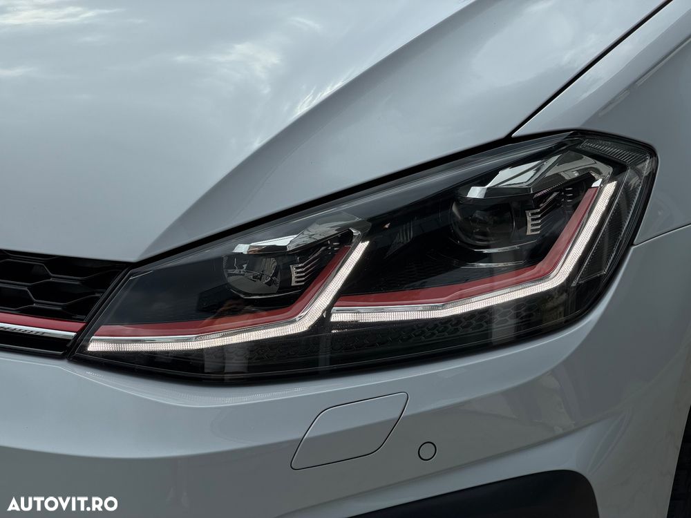 Volkswagen Golf 2.0 TSI BMT DSG GTI Performance - 11