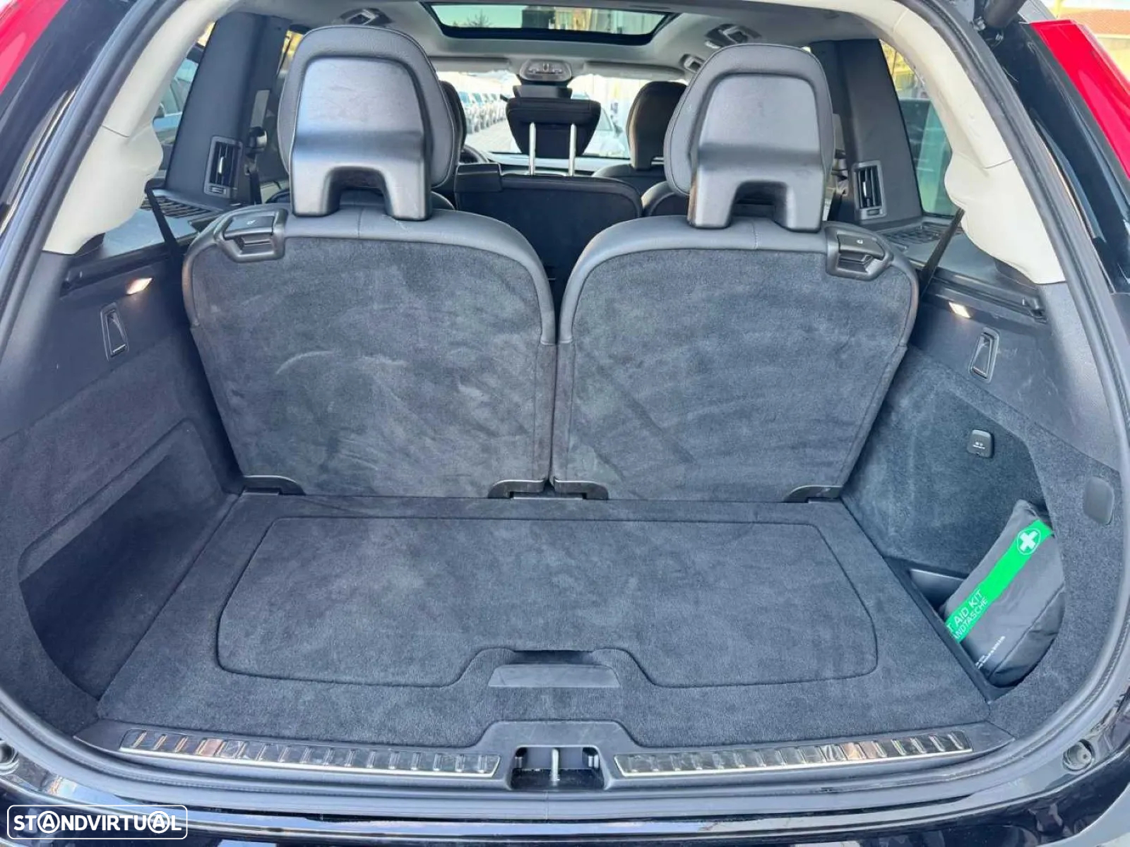 Volvo XC 90 2.0 T8 PHEV Plus Dark AWD - 23