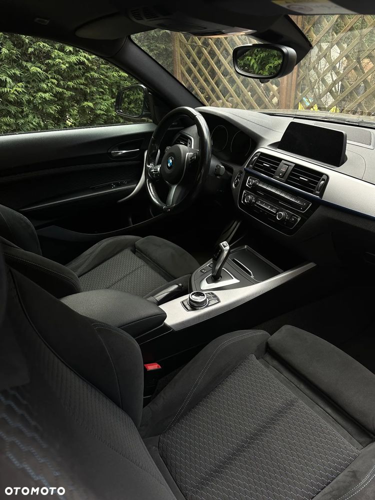 BMW Seria 2 220d xDrive - 8