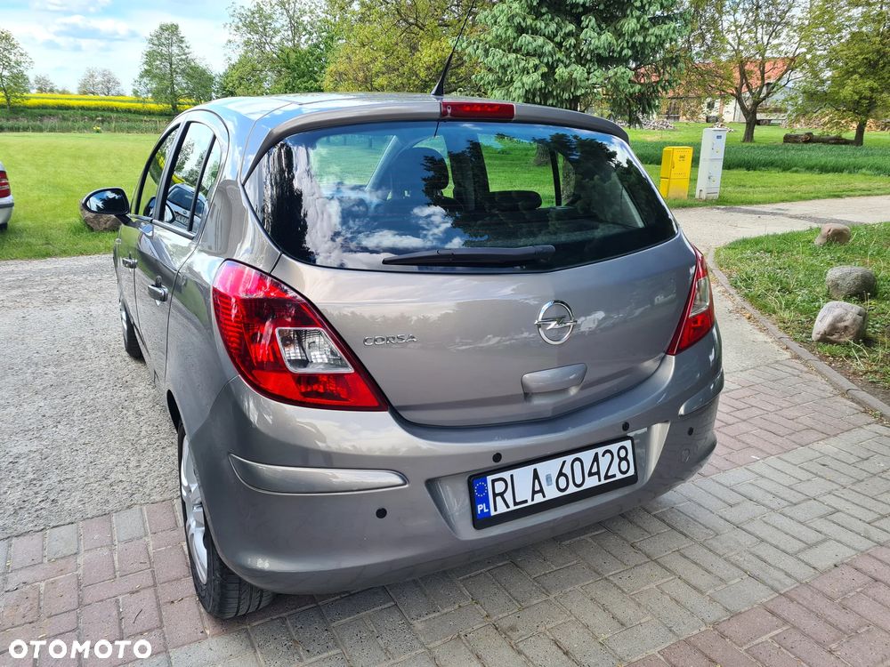 Opel Corsa - 8