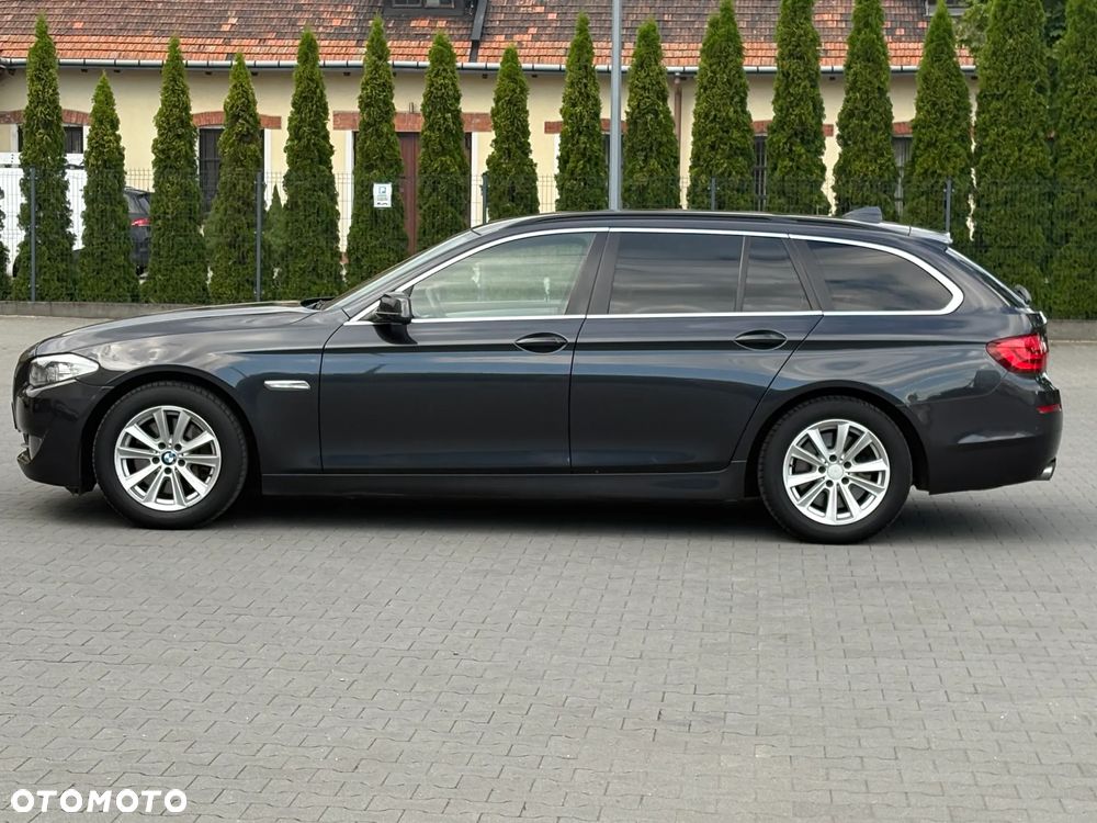BMW Seria 5 530d Touring - 4